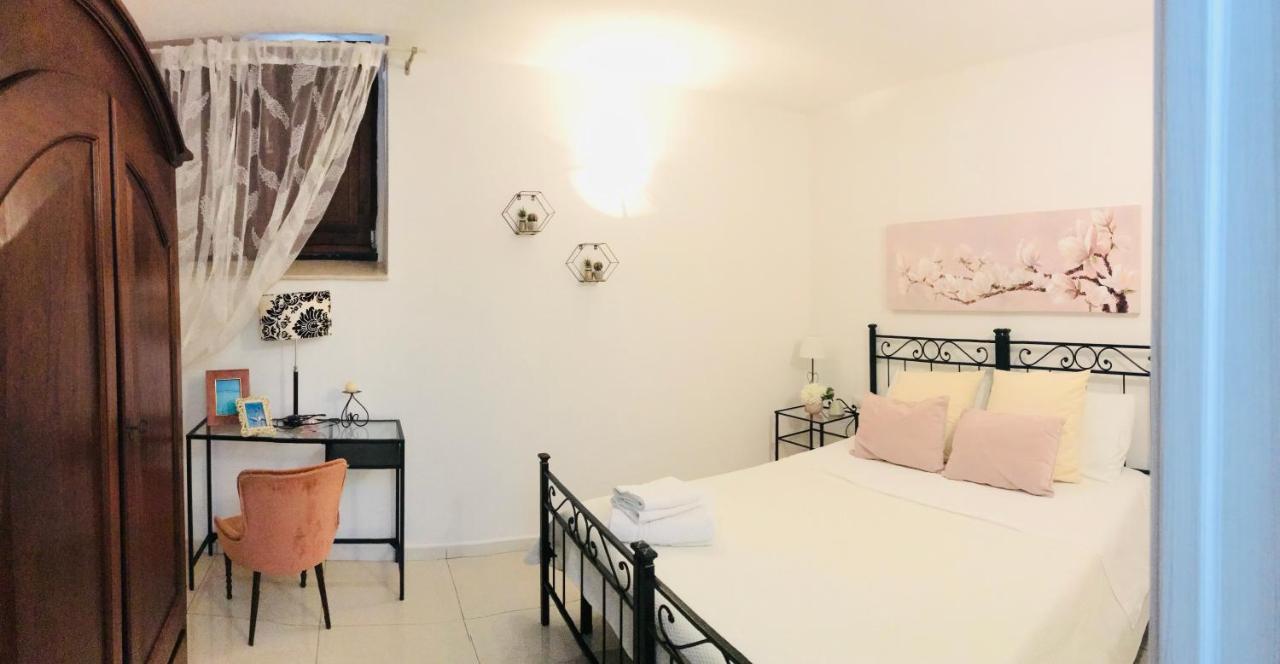 Camera Privata “Un Nido A Castello” Hotel Cagliari Eksteriør billede
